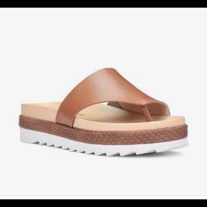 Donald Pliner Lylaa Platform Sandals Tan 8.5 EUC